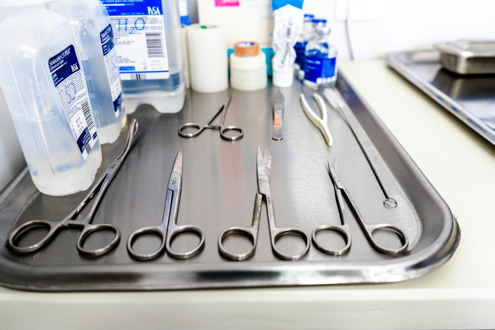 surgical instruments