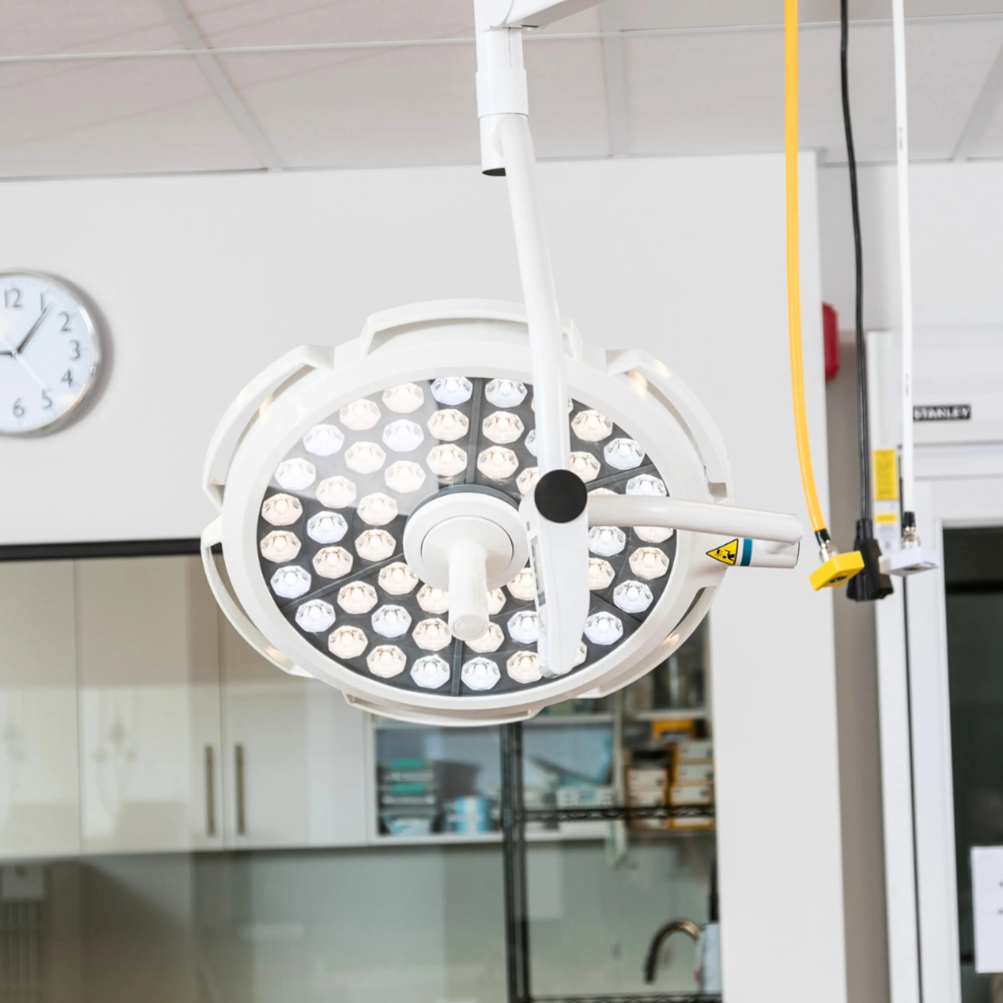 Plafonnier chirurgical PN-500 LuminaPro