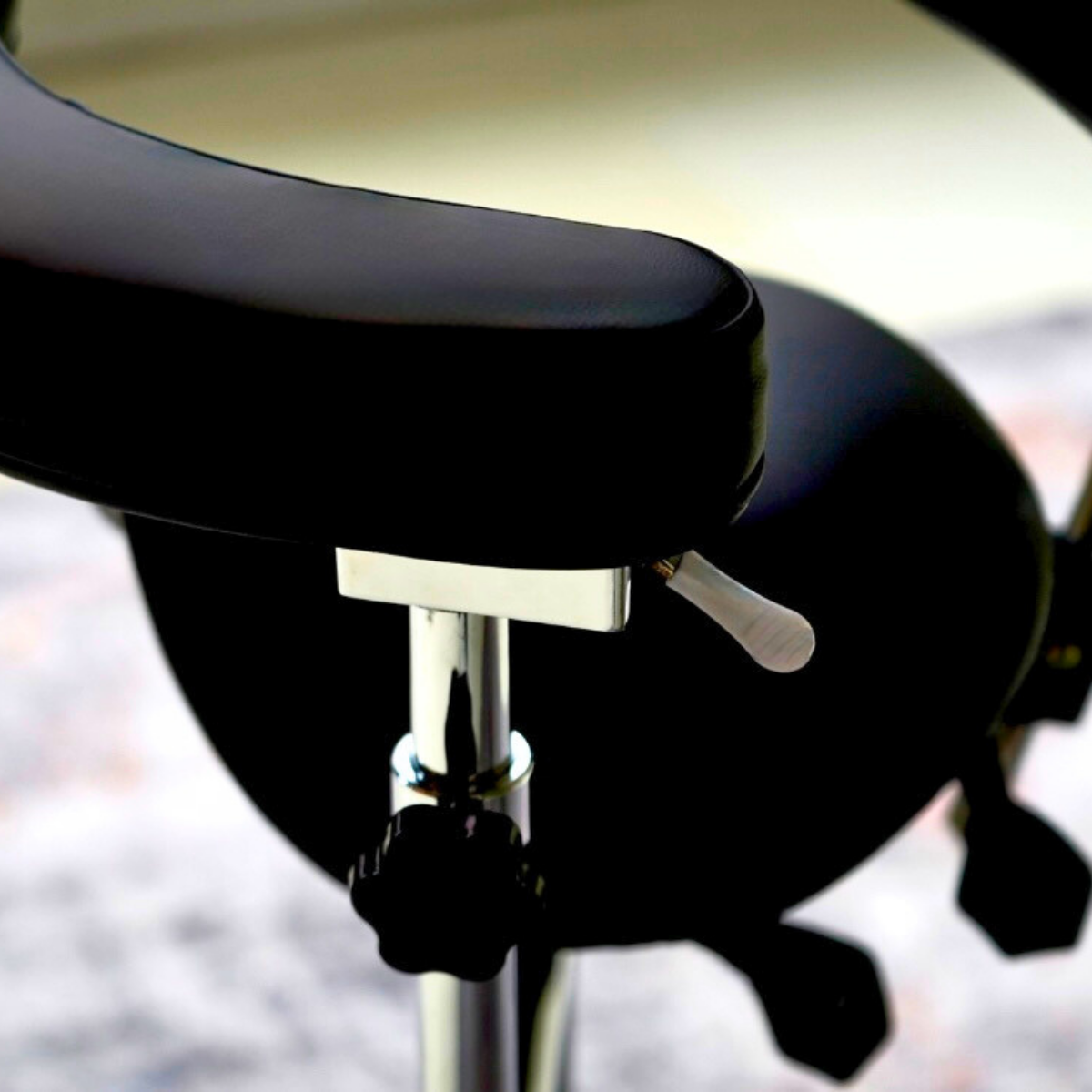 Tabouret d'assistant dentaire