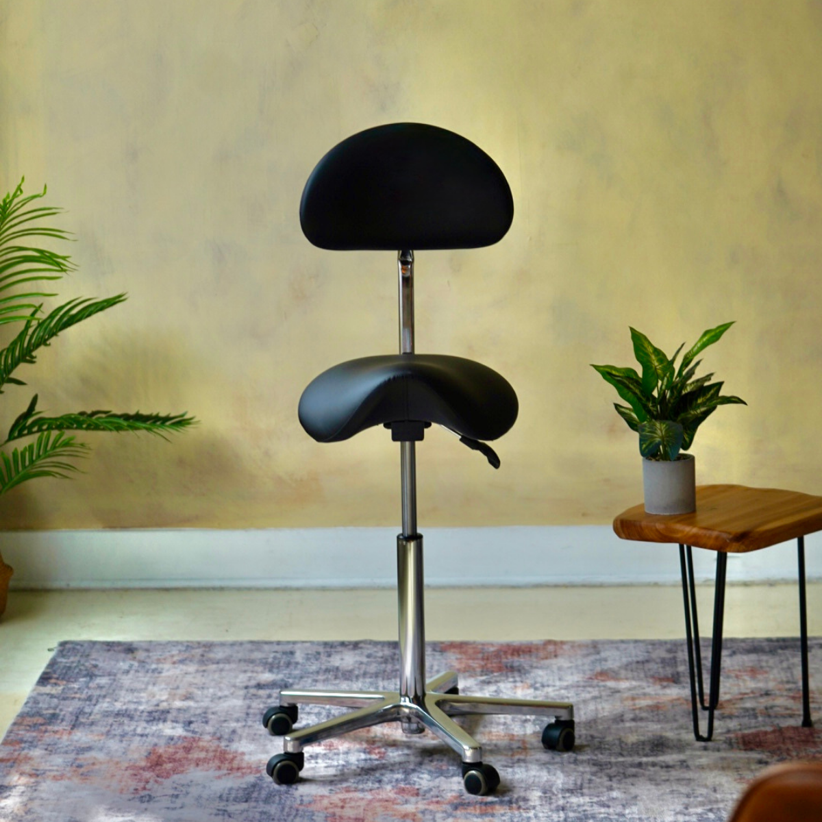 Saddle Stools - Shop USA 🇺🇸