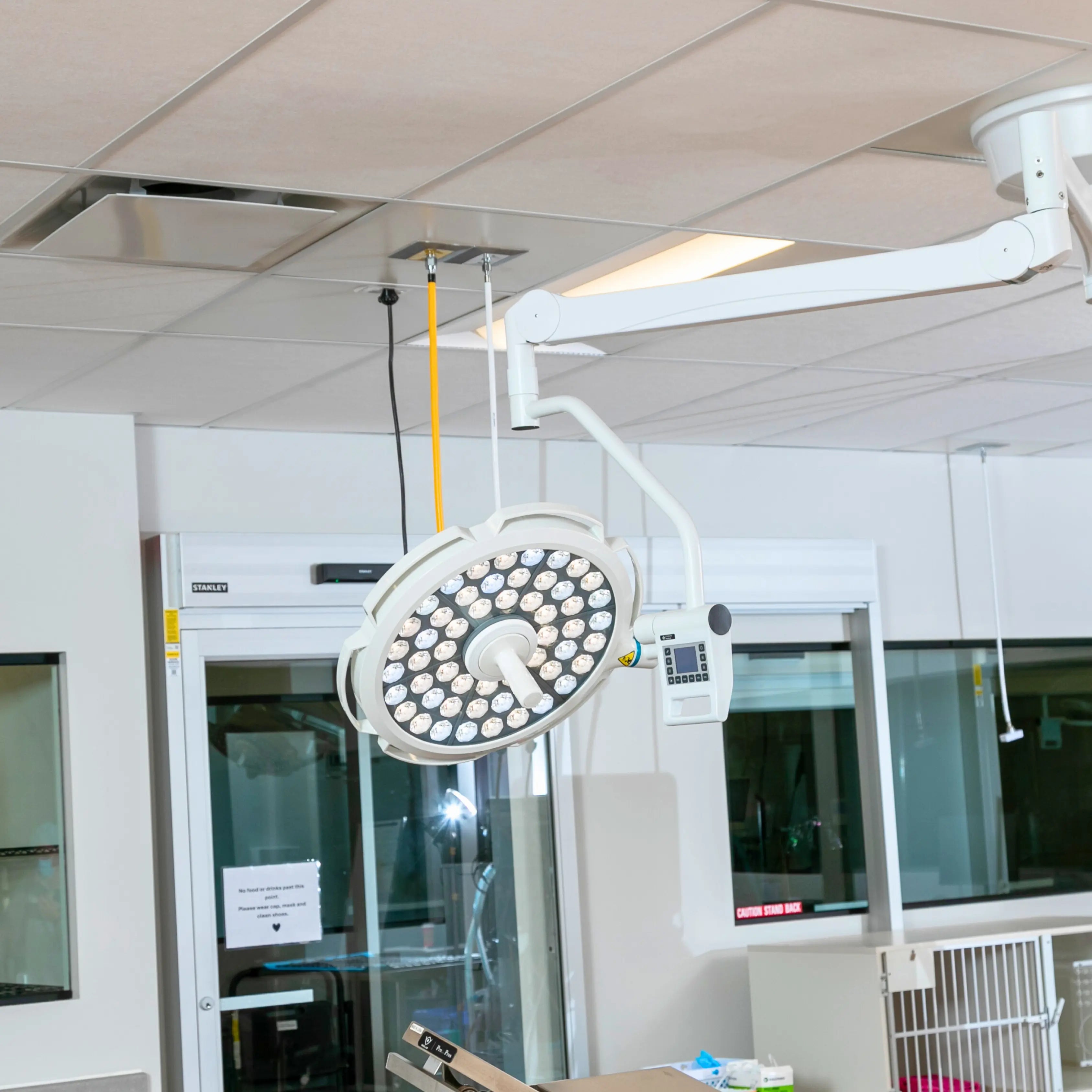 Plafonnier chirurgical PN-500 LuminaPro